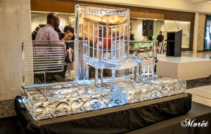 A beautiful ice sculpture of Lenox Square graced the entrance for all to see.
